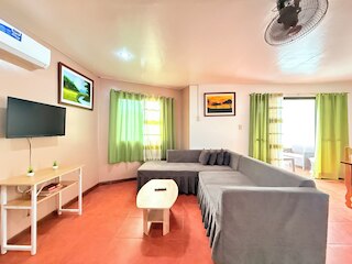 バドラッズ ステイケーション コンドズ