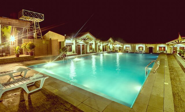 レマ ツーリスト イン