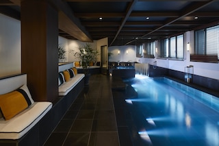 ル ロック ホテル & スパ