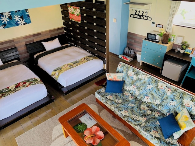 Ma-Blue Garden House