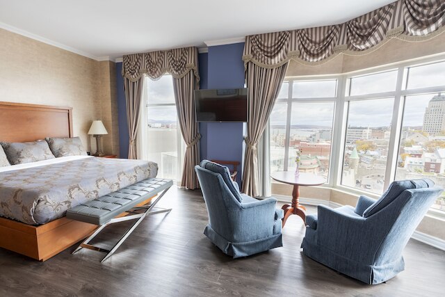 オテル パレス ロイヤル センター ヴィル パー JARO