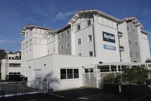 キリヤード アングレッ ビアリッツ