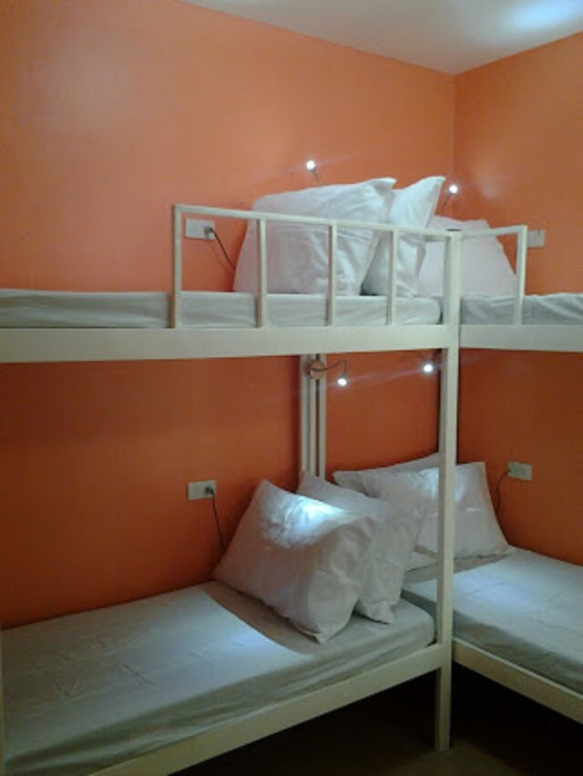 クロスローズ ホステル マニラ