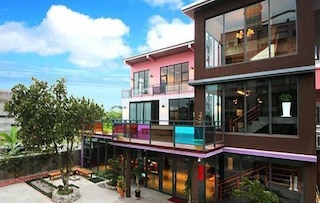 イエス ヴィラ (Yes 會館)