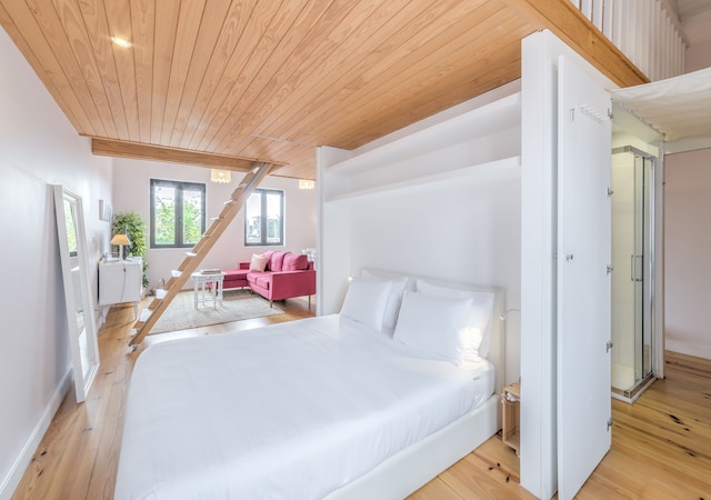 ルック アット ミー - サービスド ロフツ & スタジオス