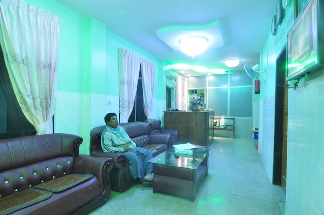 ソウ ニェイン サン ゲスト ハウス