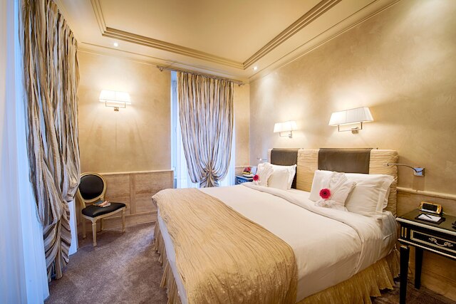 バロッコ アパートメンツ