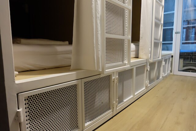 オン ザ ベッド ホステル