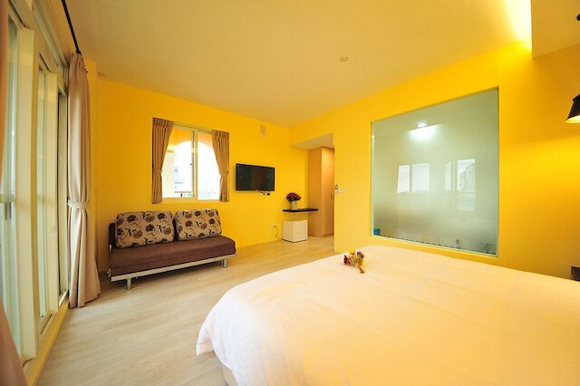 リトル サンシャイン B&B (微陽花弄)