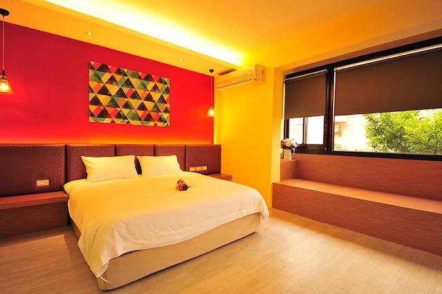 リトル サンシャイン B&B (微陽花弄)