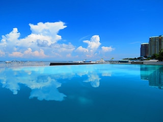 青空シーサイドマクタン