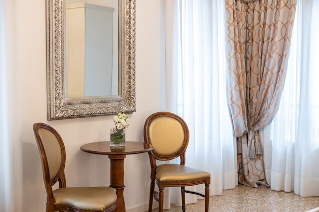 サン テオドーロ パレスラグジュアリー アパートメンツ