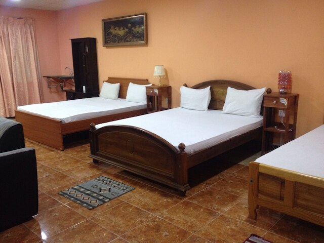 サンシャイン ホテル & ホール