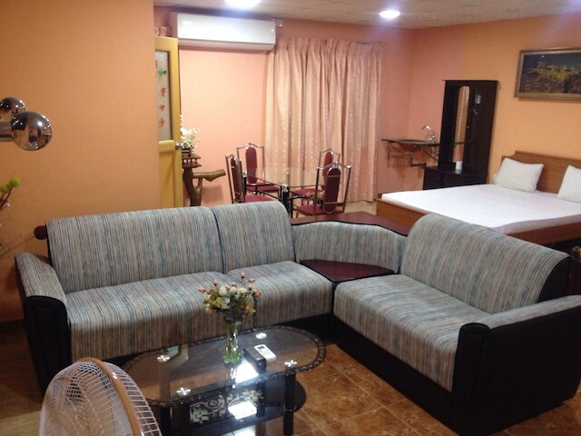 サンシャイン ホテル & ホール