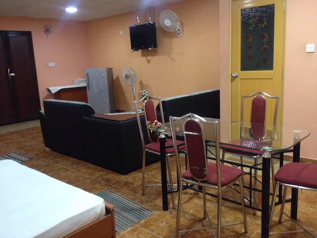 サンシャイン ホテル & ホール