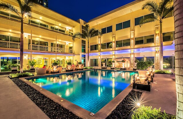 チウ ホテル スクンビット