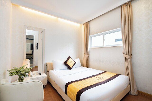 ゴールデン スター ホテル