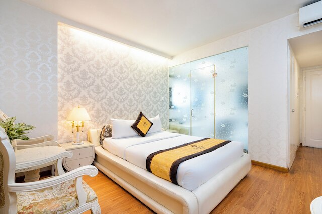 ゴールデン スター ホテル