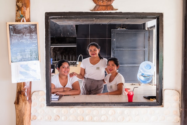 ロック アンド リーフ ホテル