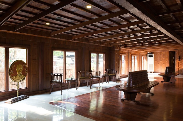 トゥルーシャムラングナムホテル