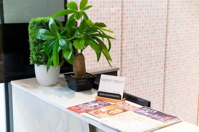 メトロプレイス ブティック (城滙精品)