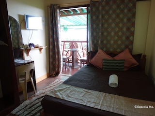 ロイヤル パラダイス ゲストハウス