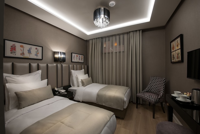 ル プティ パレス ホテル