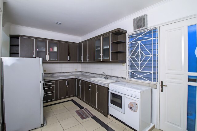 レッドドアーズ プラス アット テンデアン