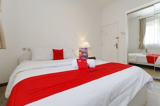 レッドドアーズ プラス アット テンデアン