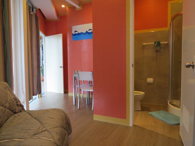 アロン トラベラーズ ロッジ