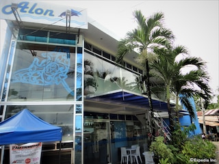 アロン トラベラーズ ロッジ