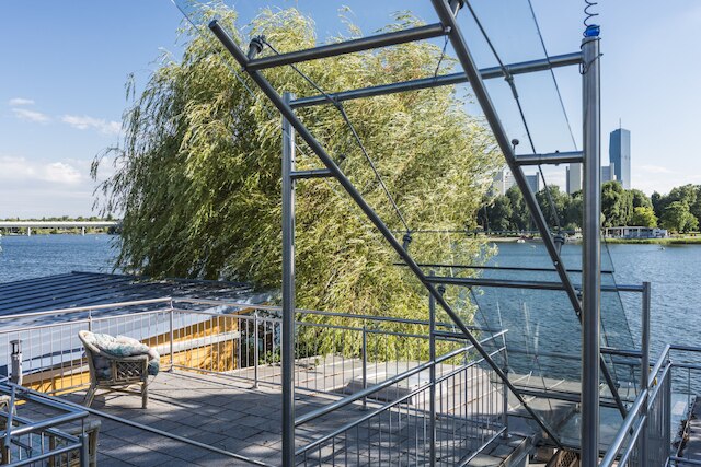 アヨ ウィーン ビーチ - コンタクトレス チェックイン