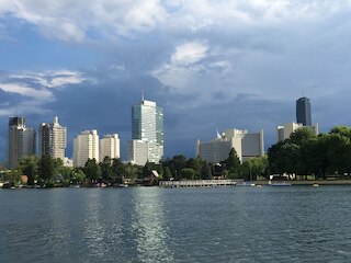 アヨ ウィーン ビーチ - コンタクトレス チェックイン