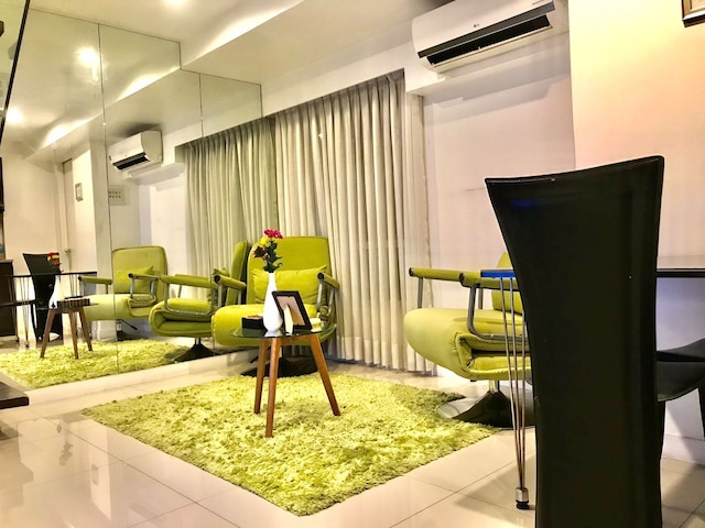 マックステイズ マックス スタイル アット フォート ビクトリア