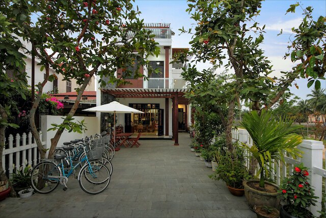 アザレア ホームステイ