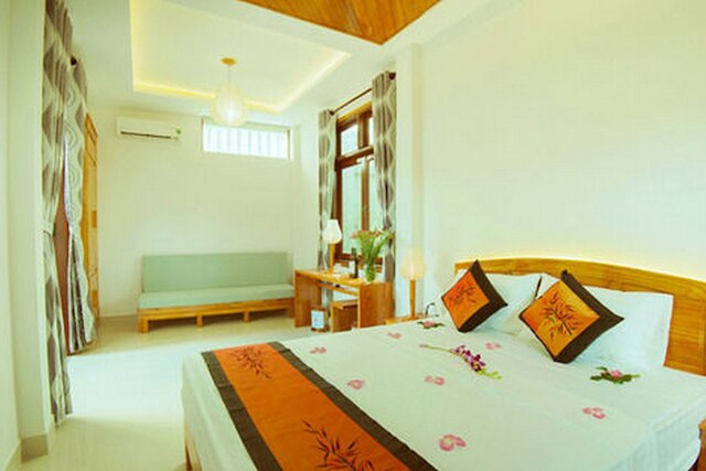 リバーサイド プラム ガーデン ホームステイ