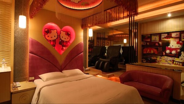 シャイニーシーズンズ モーテル