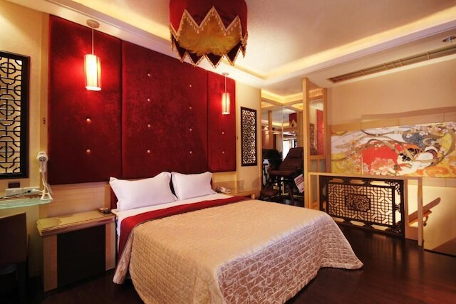 シャイニーシーズンズ モーテル