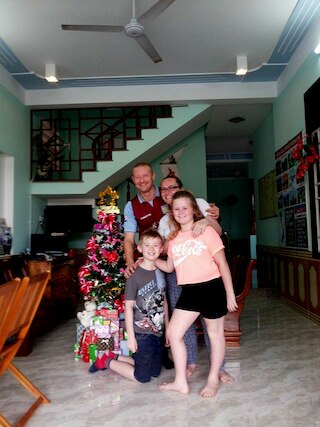 トゥボン リバーサイド ホームステイ