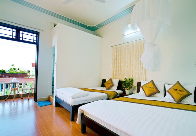 トゥボン リバーサイド ホームステイ