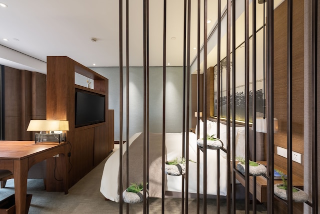 ティー ブティック ホテル ウエスト レイク (天伦精品酒店西湖店)