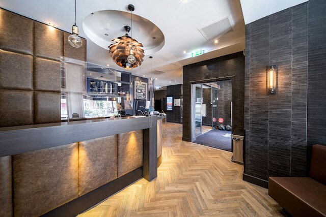 ザ アルフレット ホテル