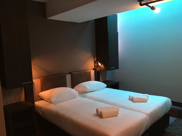 ザ アルフレット ホテル