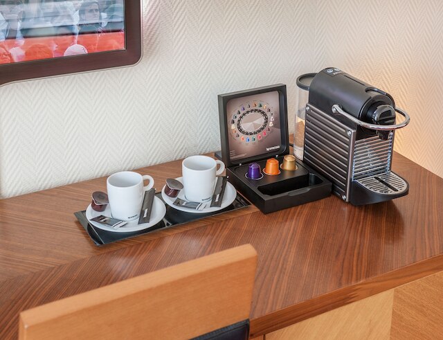 ザ アルフレット ホテル