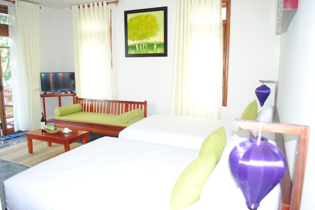 ホイアン オーサカ リバーサイド ヴィラ & スパ