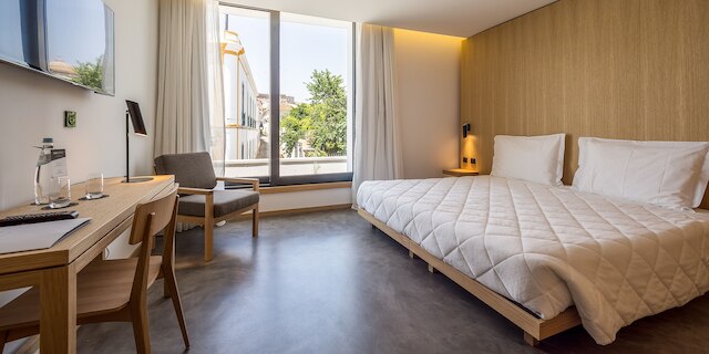 エボラ オリーブ ホテル