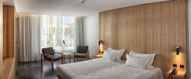 エボラ オリーブ ホテル