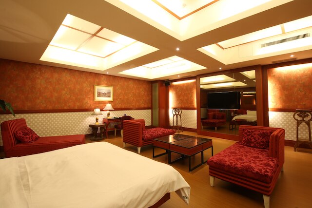 シーズンズ ブティック モーテル (四季精品旅館)