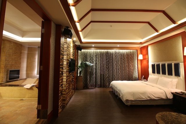 シーズンズ ブティック モーテル (四季精品旅館)