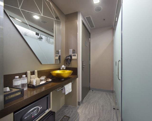 ホテル クローバー 7